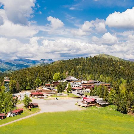 Hotel Sachticka Банска-Бистрица Экстерьер фото